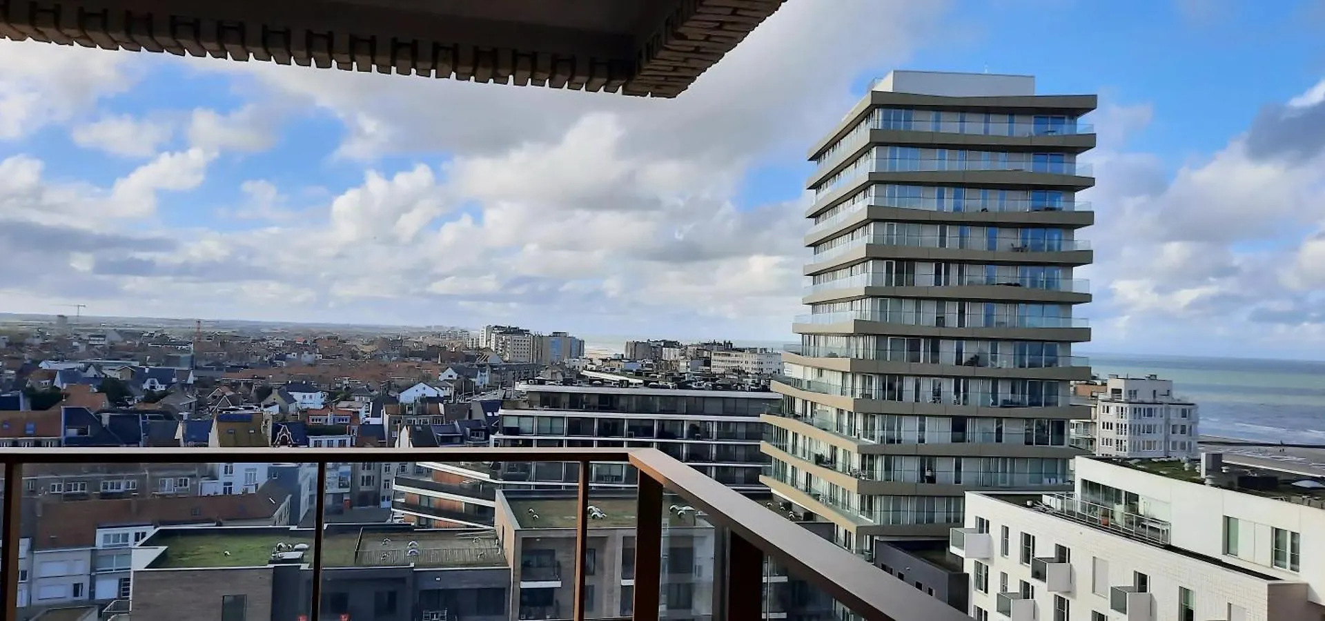 Modern 2-Bedroom Apartment Near The Beach Of Ostend T102 Belgium
